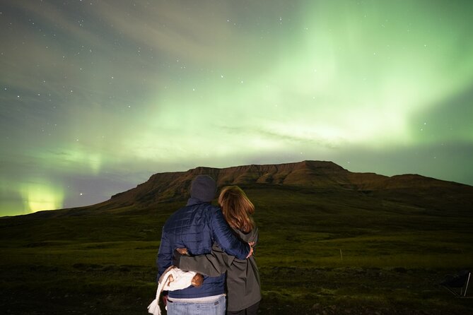 Reykjavik Northern Lights Tour with Pro Aurora Photos Small Group - How the Aurora Hunt Really Works (Without Guesswork)