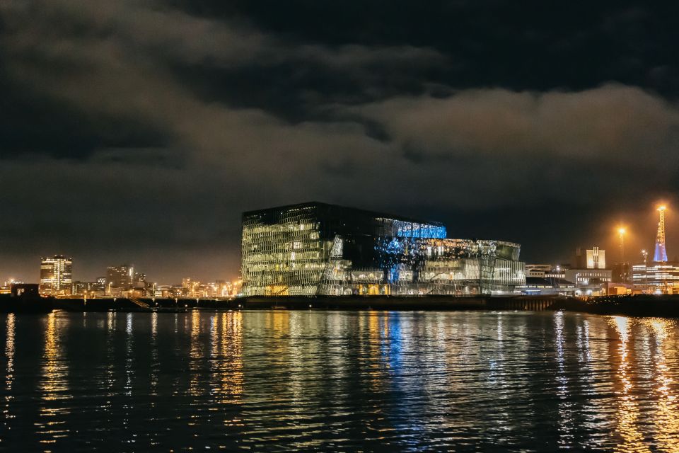 Reykjavik: Northern Lights Yacht Tour - Value check: is a $93 aurora cruise worth it?