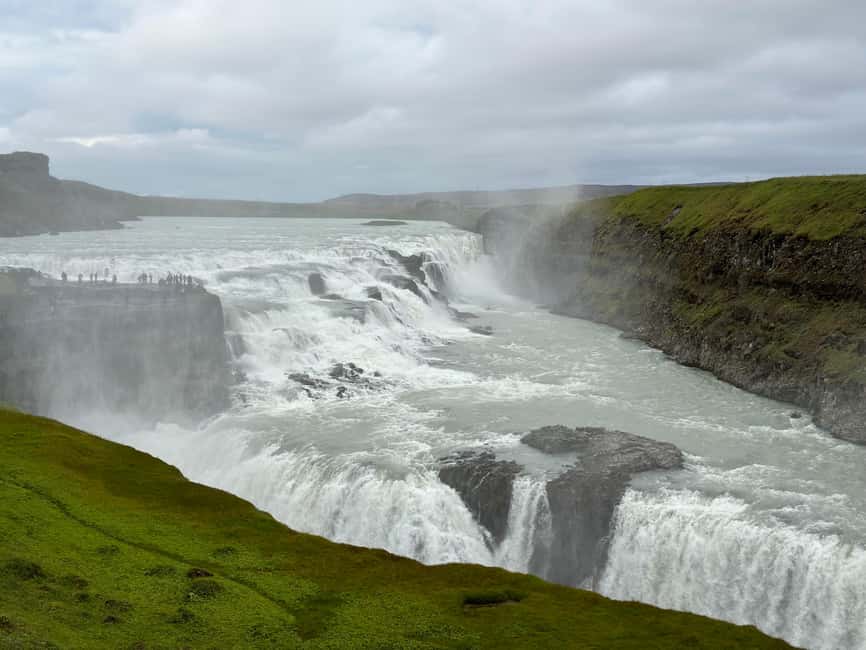 Reykjavik: PRIVATE Golden Circle tour with 5 TOP stops - Haukadalur Valley and Geysir: When Heat Powers the Show