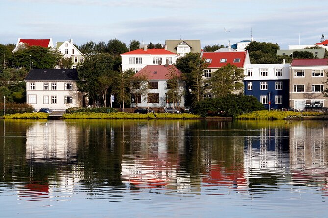 Reykjavik Scavenger Hunt and Highlights Self Guided Audio Tour - How the app turns Reykjavik into a game (and still stays practical)
