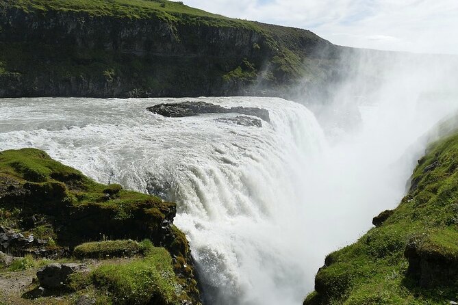 Reykjavik Shore Excursion: The Golden Circle Full Day Tour - Golden Circle in 8.5 hours: what this day trip is really about