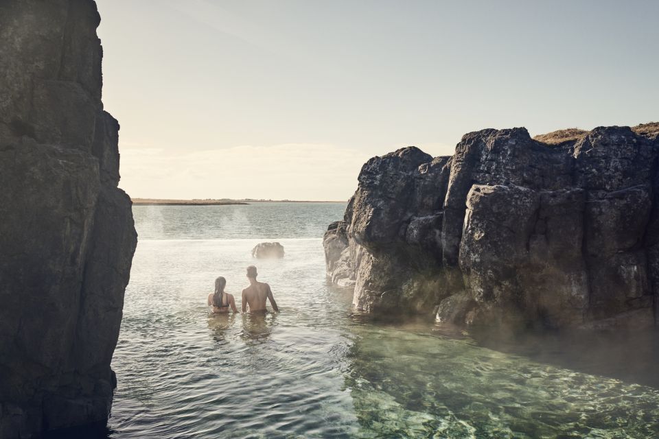Reykjavik: Sky Lagoon Entrance Pass With 7-Step Spa Ritual - Sky Lagoon’s oceanfront setup: why the place feels special