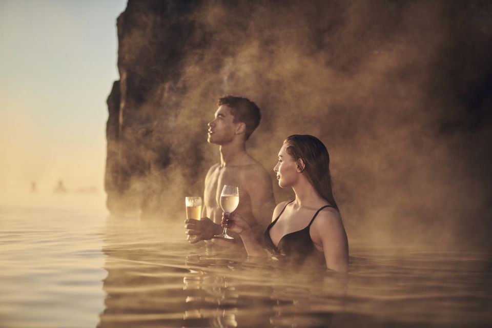 Reykjavik: Sky Lagoon Entrance Pass With 7-Step Spa Ritual - Infinity pool, waterfall moments, and the sauna window effect