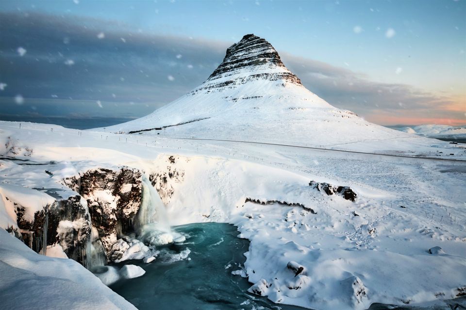 Reykjavik: Snaefellsnes & Mt. Kirkjufell Guided Minibus Tour - A long west-coast circuit from Reykjavik