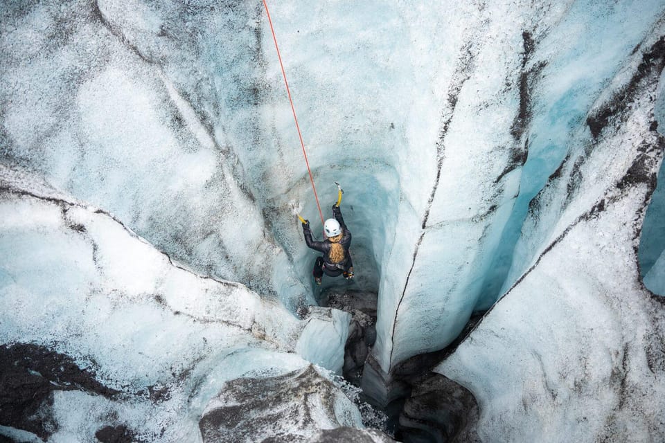 Reykjavík: Sólheimajökull Glacier Hike & Ice Climbing Intro - Ice Climbing Intro: Learning to Trust the Ice Axe