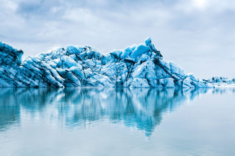 Reykjavik: South Coast, Diamond Beach, and Jökulsárlón Tour - Reykjavik pickup, bus comfort, and why timing matters