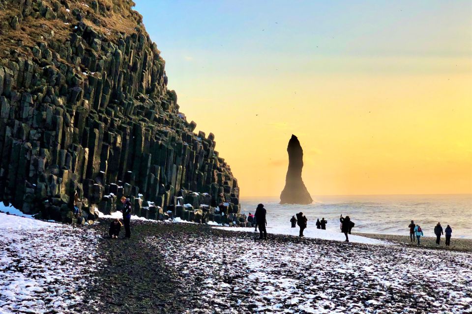 Reykjavík: South Coast Waterfalls, Black Sand & Glacier Tour - Vík lunch stop: eating in the south with time to wander