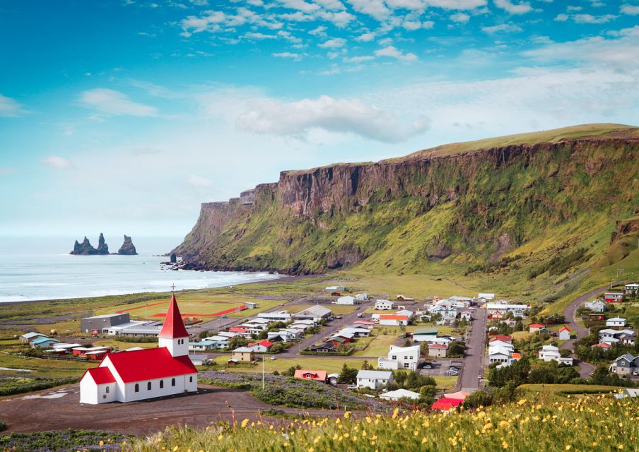 Reykjavik: South Coast Waterfalls & Glacier Small-Group Tour - Pickup and the early drive: settling in before the scenery hits