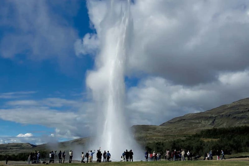 Reykjavik: The Golden Circle Day Tour - What to bring so the day feels comfortable