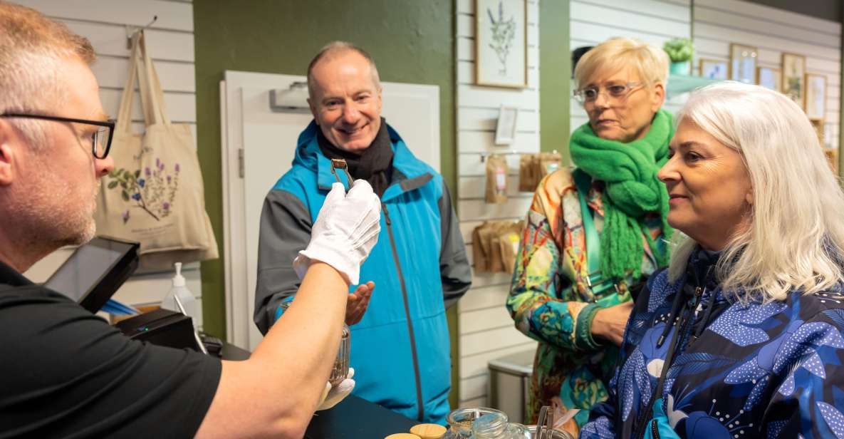 Reykjavik: The Icelandic Sweet Tooth Tour - Taste of Iceland candy and chocolate: where you get the best sweet payoff