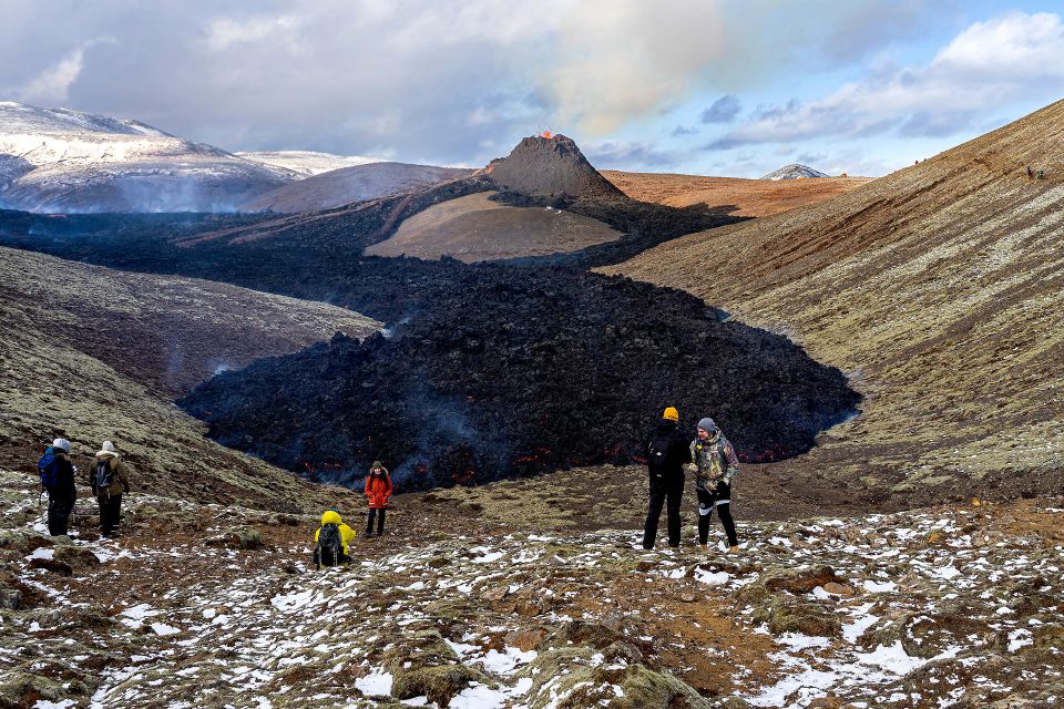 Reykjavík: Volcano Hike, Visit Grindavík and Blue Lagoon - Key highlights worth planning for