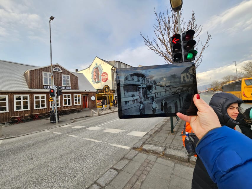 Reykjavik: World War II Walking tour around the city centre - Key moments that make this walk work
