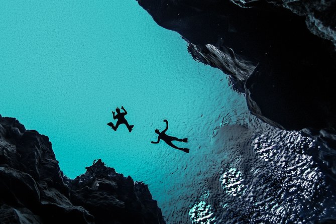 Silfra Drysuit Snorkeling with Free Photos - Meet on Location - What you get for the price: $140 and the value math