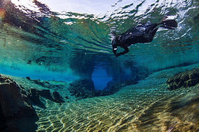 Silfra: Snorkeling Between Tectonic Plates - Meet on Location - Thingvellir National Park Stops: Connecting the Rift Above and Below