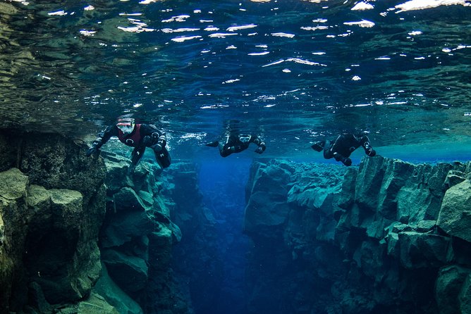 Silfra: Snorkeling Between Tectonic Plates Pick Up from Reykjavik - Hot chocolate and cookies: the underrated part after the snorkel