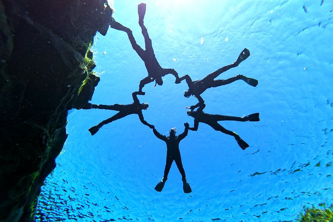 Silfra Wetsuit Snorkeling - Meet on Location | Free Photos - Entering Silfra: the water time and what actually happens