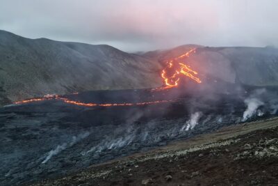 Small Group Volcano Hike with a Professional Geologist - Crater-View Footing: What Makes the Hike Worth It