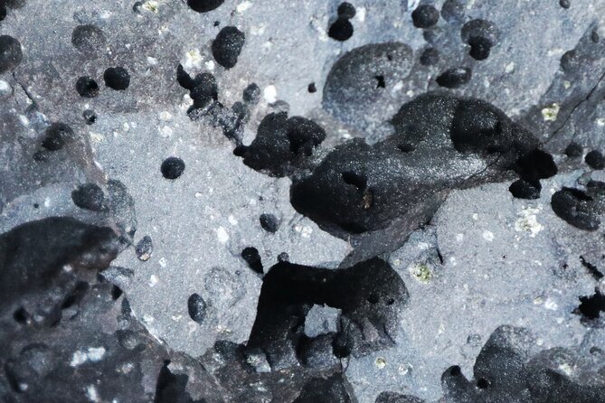 Small Group Volcano Hike with a Professional Geologist - What’s Included, What’s Not, and What That Means for Your Pack
