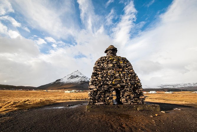 Snaefellsnes Peninsula Full Day Tour from Reykjavik - Stop 4: Djúpalónssandur black sand, wreckage, and lifting stones