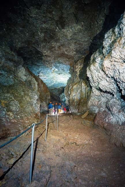 Snæfellsnes: Vatnshellir Lava Cave Tour - Vatnshellir in Snæfellsnes: Why This Lava Tube Tour Works