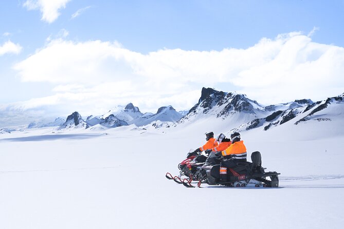 Snowmobiling on Langjökull Glacier from Geysir Area - The one-hour snowmobile ride: how it feels and how to time your photos