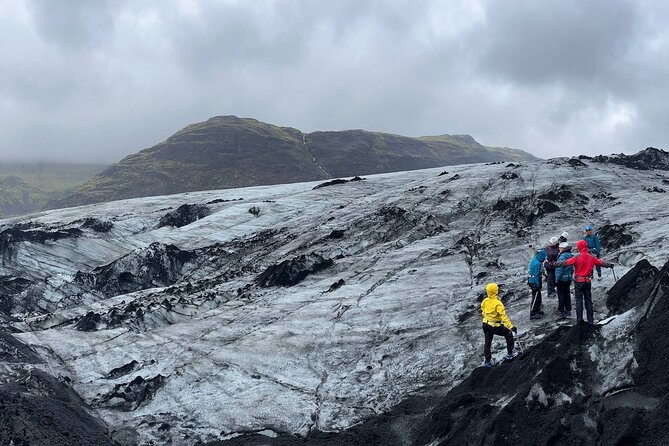 Sólheimajökull Glacier Hike Adventure - What to bring (and what not to forget) so you stay comfortable