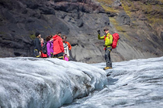Sólheimajökull Glacier Hike – Adventure in a Small Group - Photo Breaks, Glacier Water, and the Stops That Make It Educational