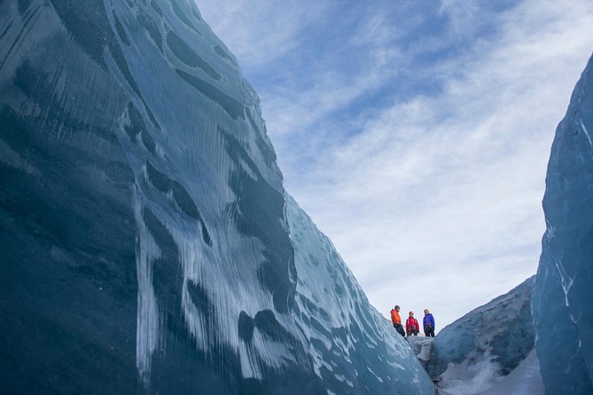 Sólheimajökull Glacier Hike & Ice Climbing Intro - Small Group - What you’re signing up for on Sólheimajökull