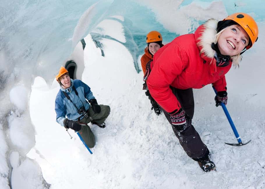 Sólheimajökull: Guided Glacier Hike - Getting to Sólheimajökull: what the meeting area means for your day