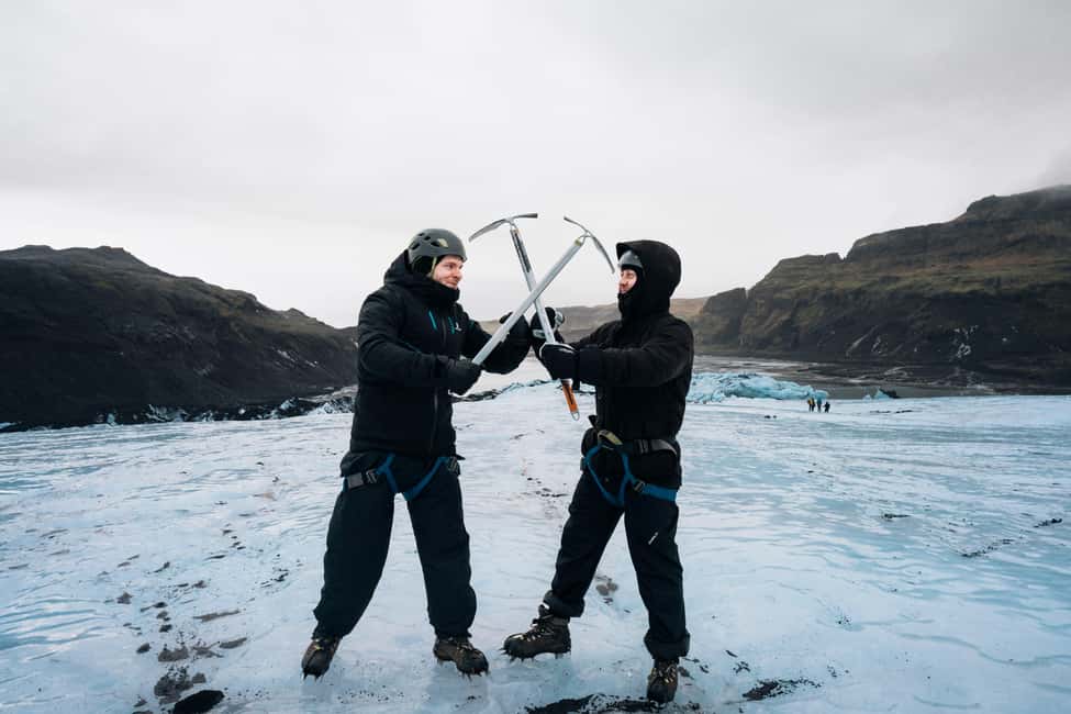 Sólheimajökull: Guided Glacier Hike - Walking to the glacier edge: where anticipation turns into calm focus