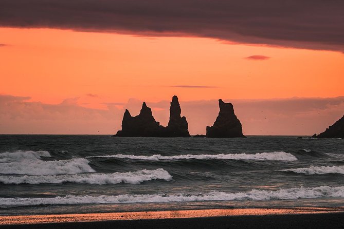 South Coast Day Tour Black Sand Beach & Waterfalls from Reykjavik - What to bring so the weather doesn’t win