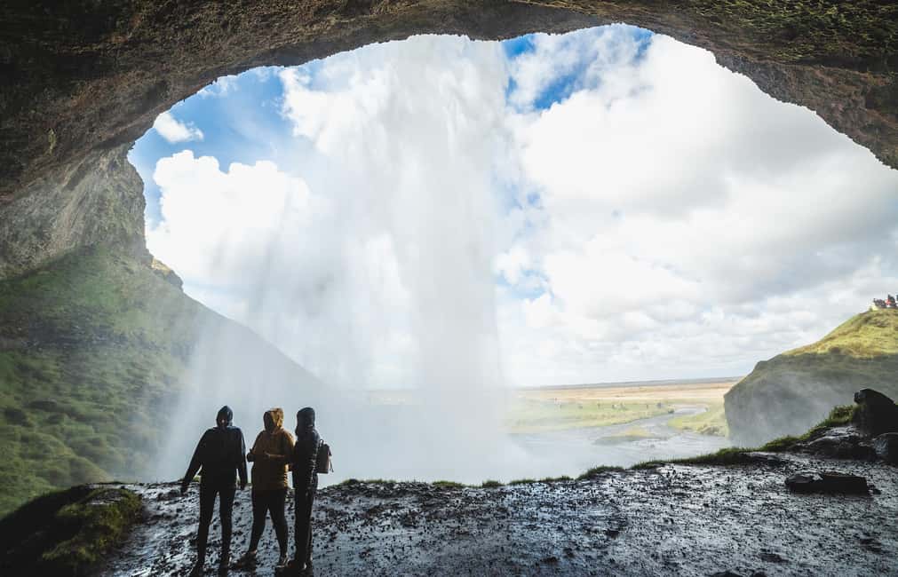 South Coast, Glacier Hike and Northern Lights Winter Tour - What You Pay ($255) and Where the Value Comes From