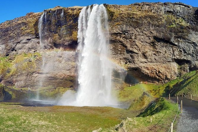 South Coast. Private Day Tour from Reykjavik - Reynisfjara: black sand, basalt columns, and surging waves