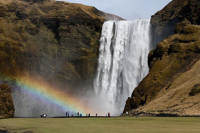 South Coast, Waterfalls and Black Beach Tour from Reykjavik - Comfort and small onboard perks that actually help