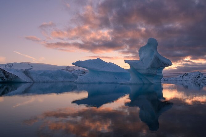 South Iceland and Glacier Lagoon: Jökulsárlón with Boat Tour - Jökulsárlón shore time: walk the edge before you go out on the water