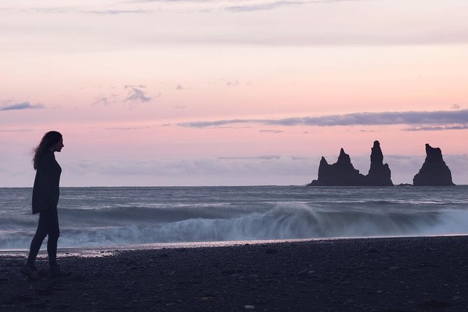 South Iceland, Glacier and Black Sand Beach Small Group Tour - Stop 5: Vík time—photos, lunch, and a reality check on duration