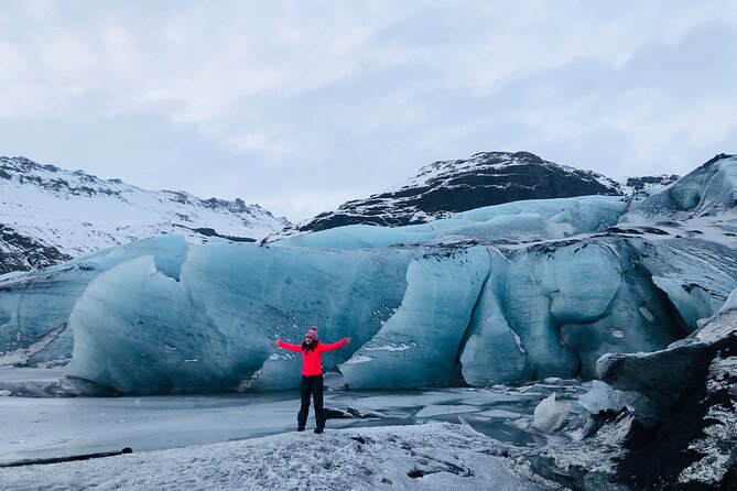 South Iceland Highlights and Northern Lights Combo Full-Day Tour - Skógafoss First: Waterfall Views That Feel Like a Scene
