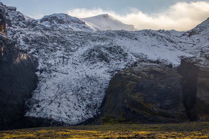 Super Jeep Private Tour at Thórsmörk - Base camp break: coffee, snacks, and warming up after the walking