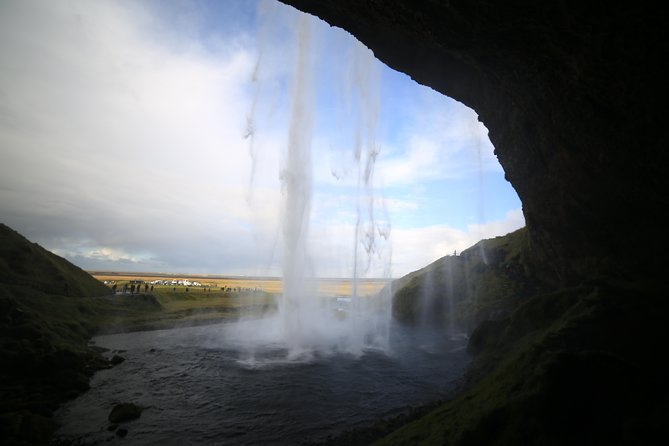 Superjeep south coast & Katla Ice Caves from Reykjavik - The Superjeep ride: why the vehicle changes the whole day