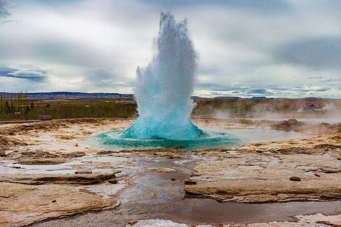 The Great Round Tour: Around Iceland in 13 Days - The big draw: a small-group ring road with Westfjords included
