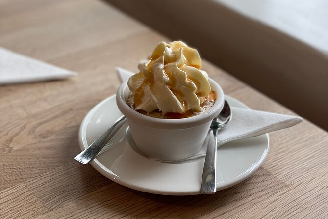 The Icelandic Sweet Tooth Tour - Ísbúðin litla Valdís ice cream, then Dass skyr cake