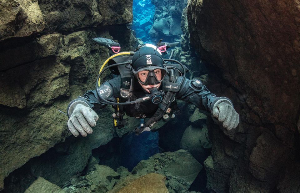 Thingvellir: Silfra Fissure Diving with Optional Pickup - The Silfra experience: clear water, plate boundary, and that floaty calm