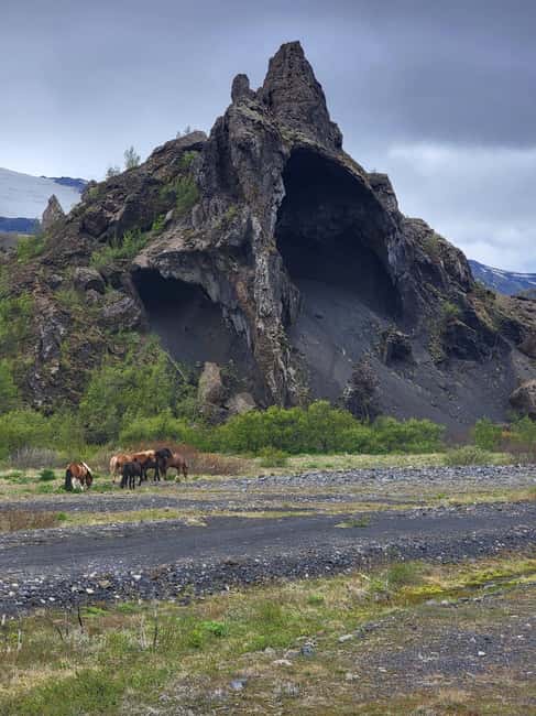 Þórsmörk by Super Jeep - Light Lunch and Realistic Pacing for a 6-Hour Tour