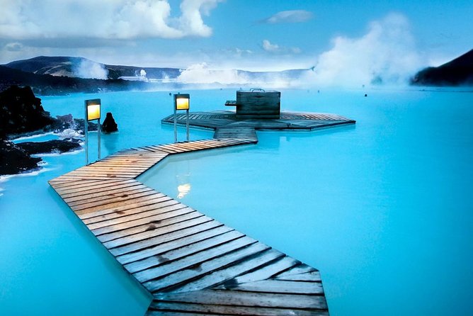 Unique bathing in an Icelandic hot springs at the Blue Lagoon - Lava Restaurant: when the Premium dinner part makes sense