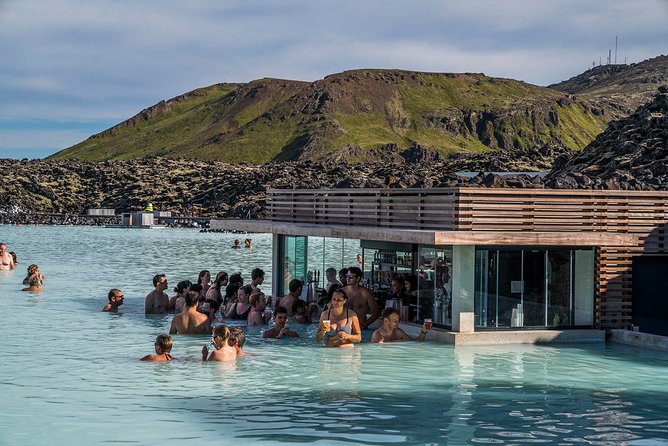 Unique bathing in an Icelandic hot springs at the Blue Lagoon - Price and value: is $650 worth the calm?