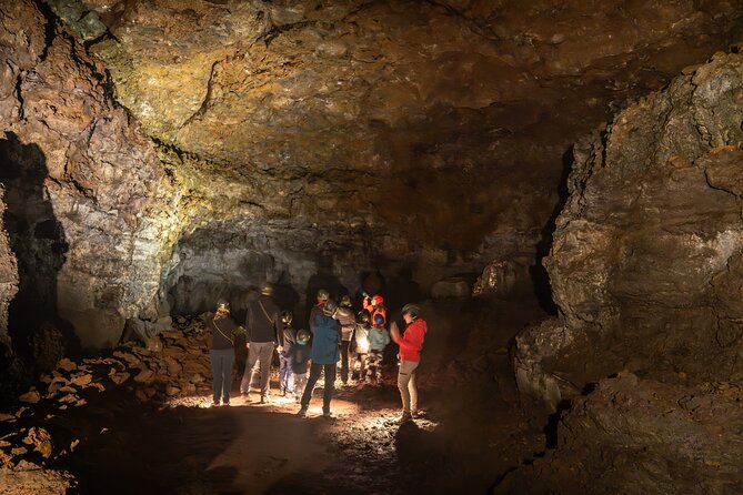 Vatnshellir Cave Tour - What You Learn Underground: Lava Shapes and an 8,000-Year-Old Story