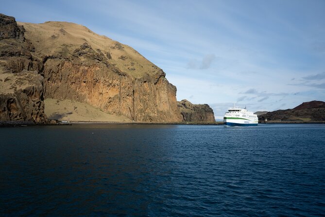 Vestmannaeyjar, Puffins & Volcanoes Small Group Day Tour - Elephant Rock to Stórhöfði Cape: Basalt Sculpture and Puffin Time
