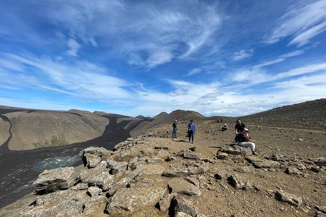 Volcano Hike and Grindavík Visit from Reykjavik - Stop 1: Fagradalsfjall Volcano Hike and What You’ll Notice on the Ground