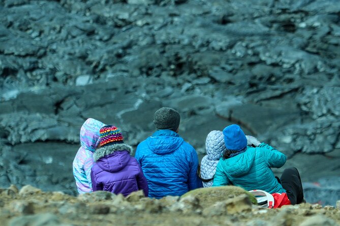 Volcano Tour on Reykjanes Peninsula Including Icelandic Snacks - Kleifarvatn Lake: Quick Stop, Clear Clues